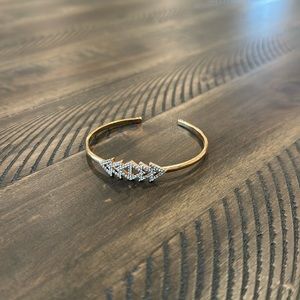 Stella & Dot Arrow Bangle